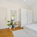 Spacious & Tranquil In Limpertsberg Privatunterkunft Luxemburg