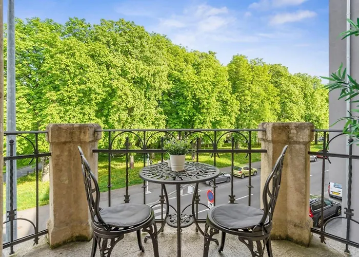 Kwatera prywatna Spacious & Tranquil In Limpertsberg *