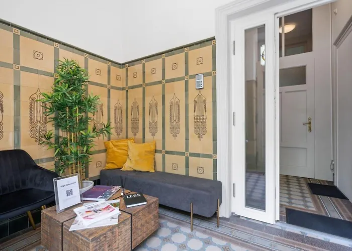 Homestay Spacious & Tranquil In Limpertsberg Luxembourg